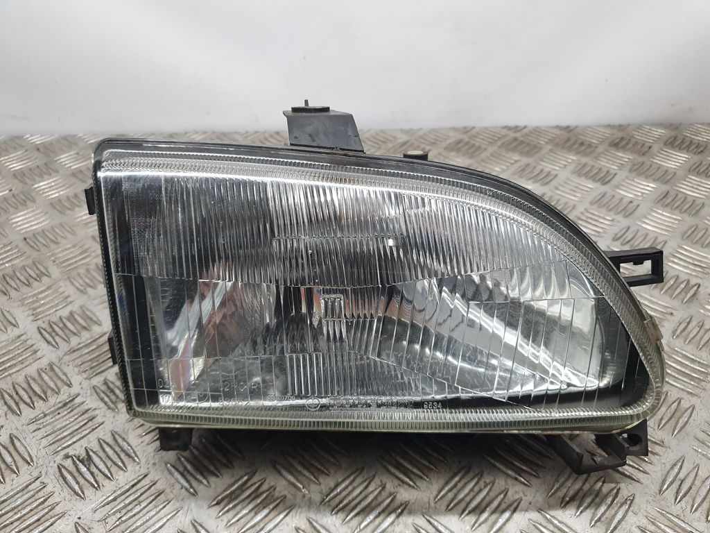 Seat Arosa (6H1) Hatchback 3-drs 1.0 MPi (AER) HEADLIGHT RIGHT 6H1941016/CARELLO
