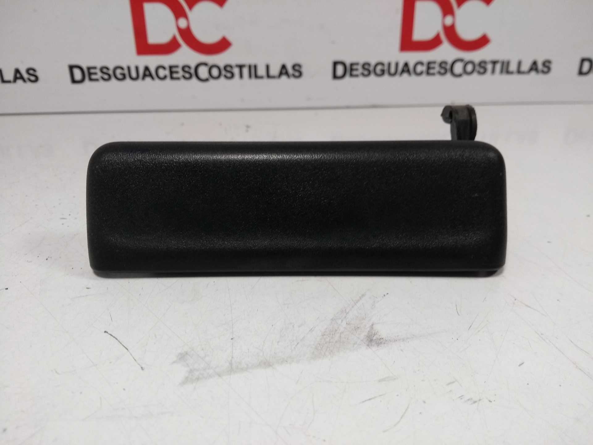 POIGNÉE DE PORTE AVANT GAUCHE FORD ORION | A22401