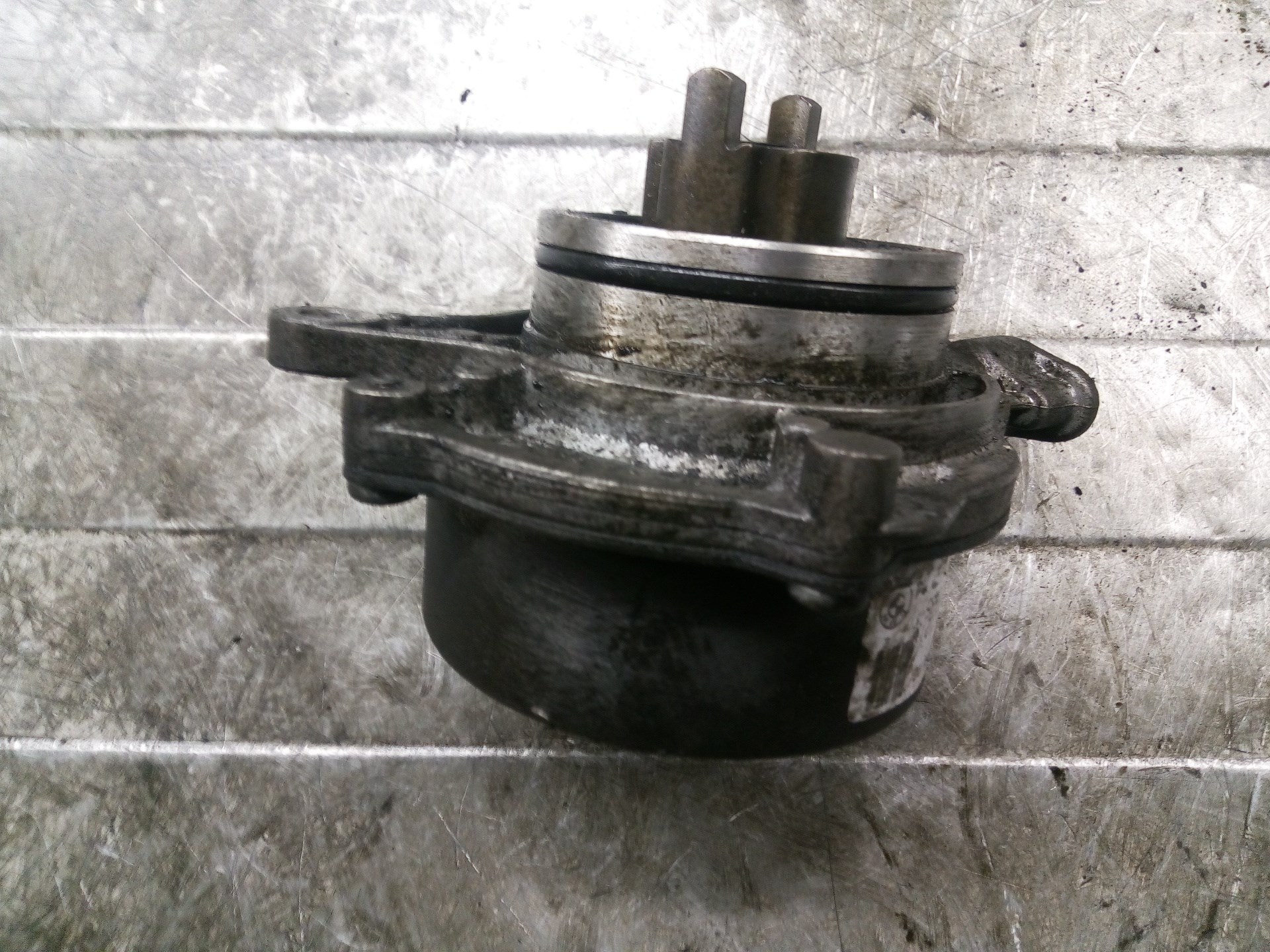 700437012 DEPRESSORE FRENI / POMPA DEL VUOTO / 05T292 / 198673 PER BMW ...