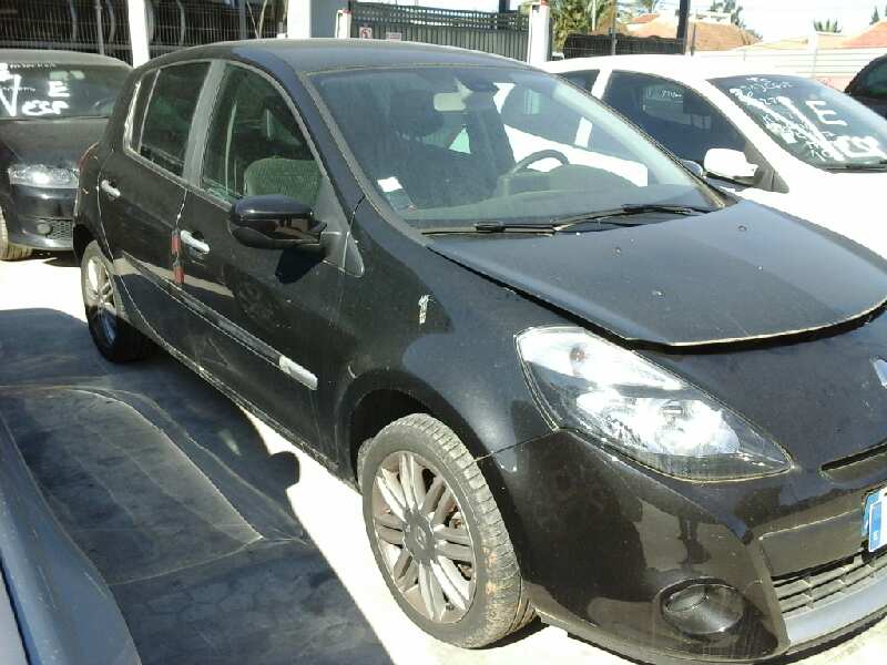 Foto 6 di 10