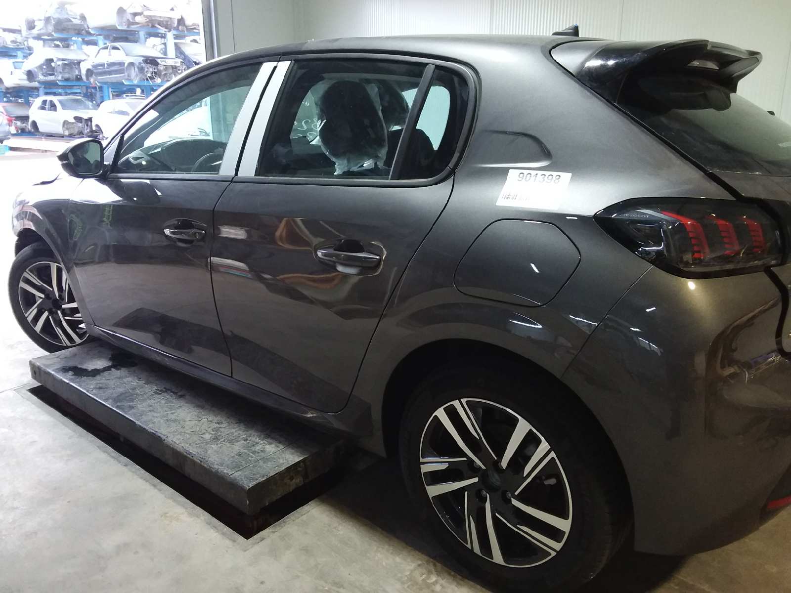 98201553VV LINKER INNERER HINTERGRIFF / A006AB01 / 664347 FÜR PEUGEOT 208 P21E - Bild 9 von 10