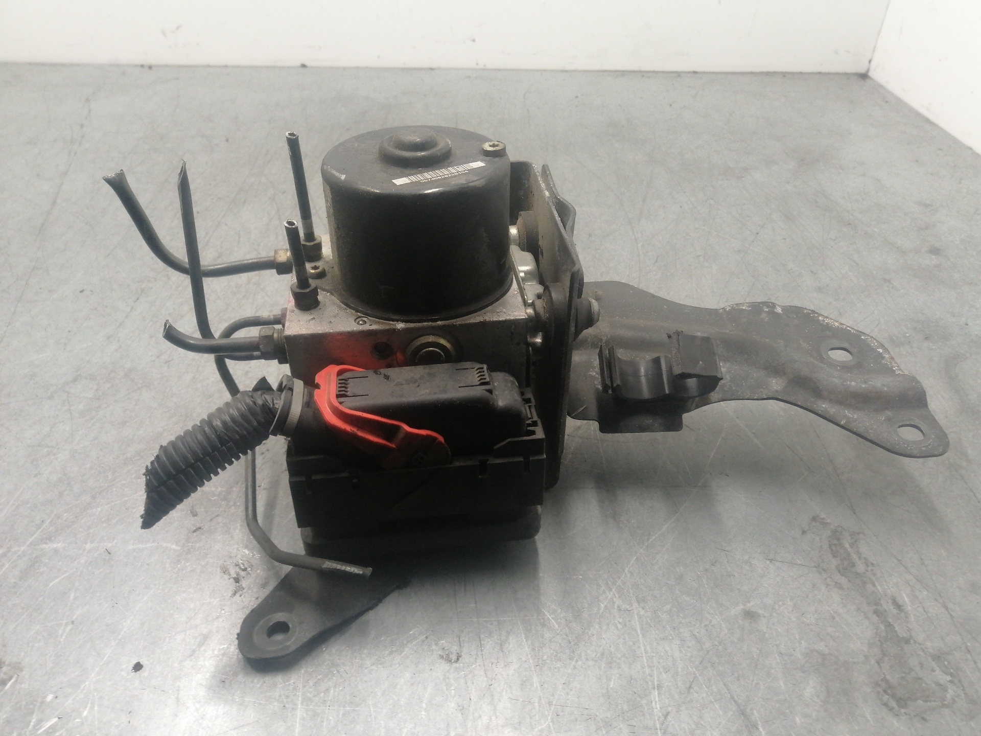 Mitsubishi Grandis (NA) MPV 2.0 DI-D 16V (BSY) ABS PUMP 4670A078