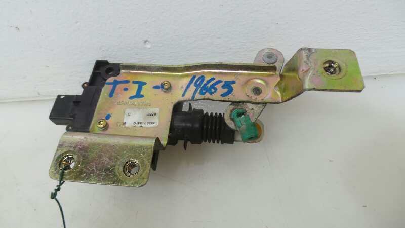 Chrysler PT Cruiser Schrägheck 2.0 16V (ECC) ZENTRALVERRIEGELUNG MOTOR LINKS HINTEN 04894069AB/04894069AB