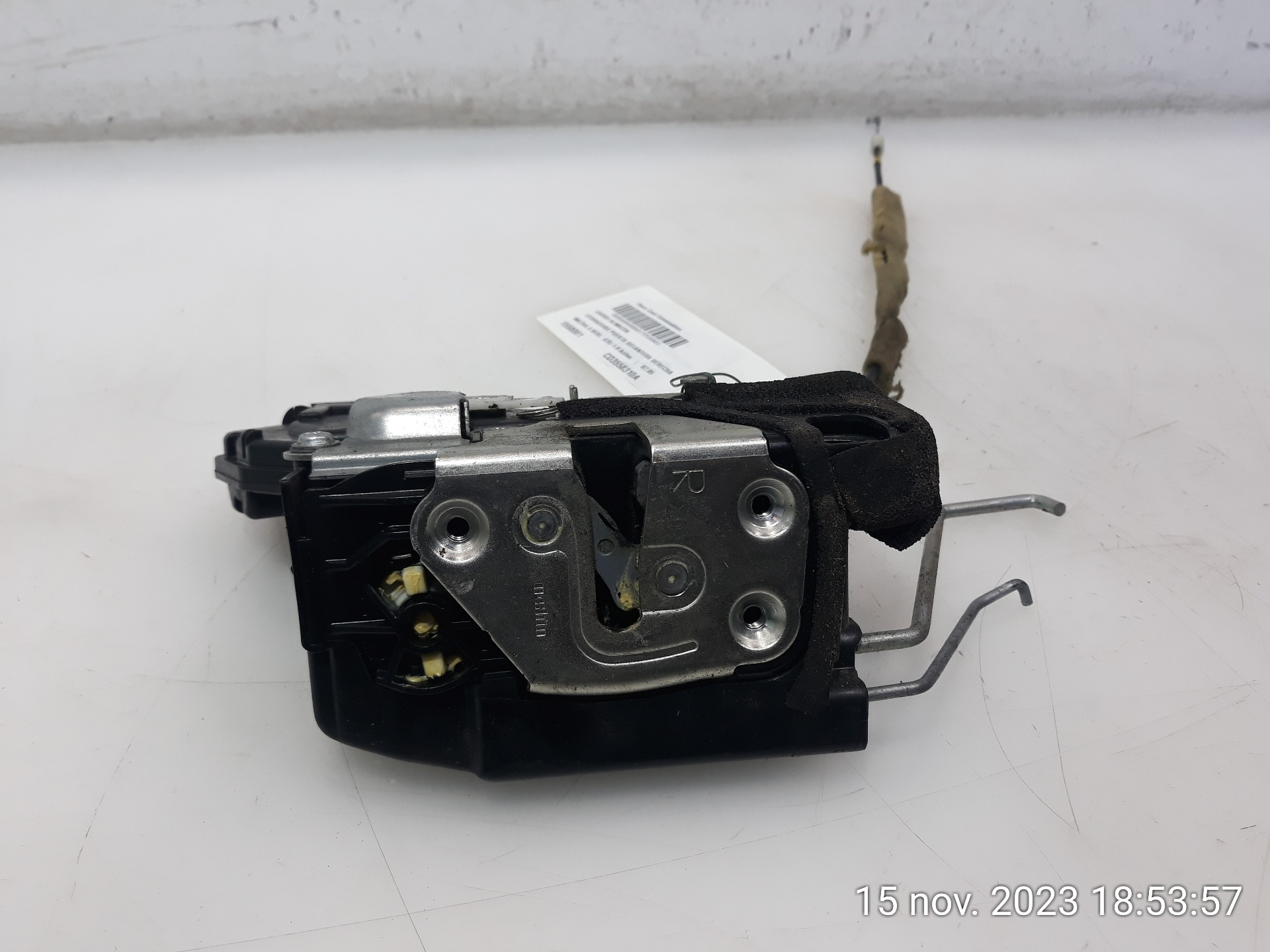 Mazda 5 (CR19) MPV 1.8i 16V (L823) DOOR LOCK RIGHT FRONT CD3558310A/CD3558310A/CD3558310A