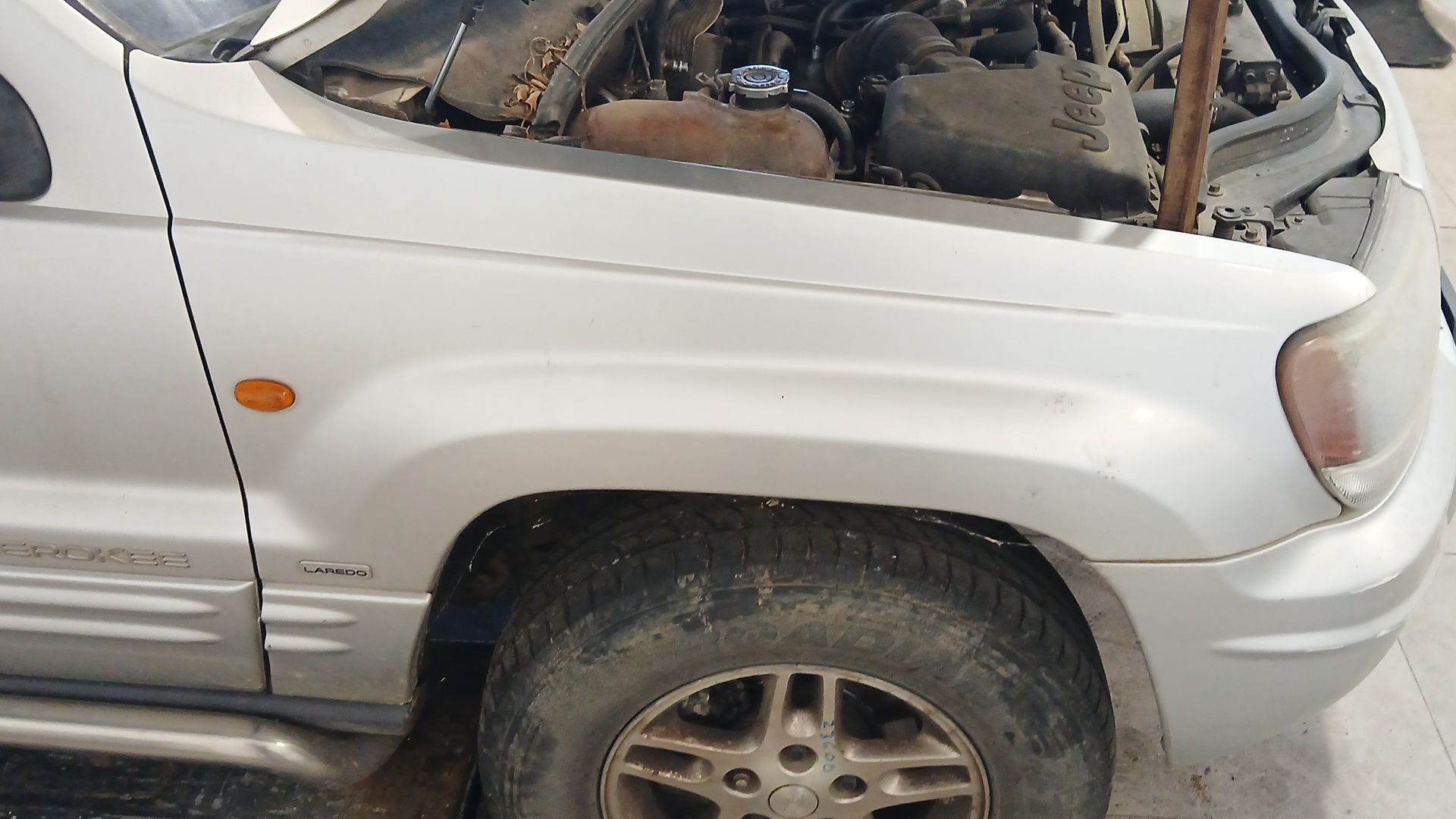 Jeep Grand Cherokee (WG/WJ) SUV 2.7 CRD 20V (ENF) PARAFANGO ANTERIORE DX 55136582AC/55136582AC