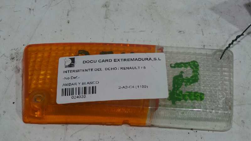 Renault Algemeen INTERMITENTE DELANTERO DERECHO 24039