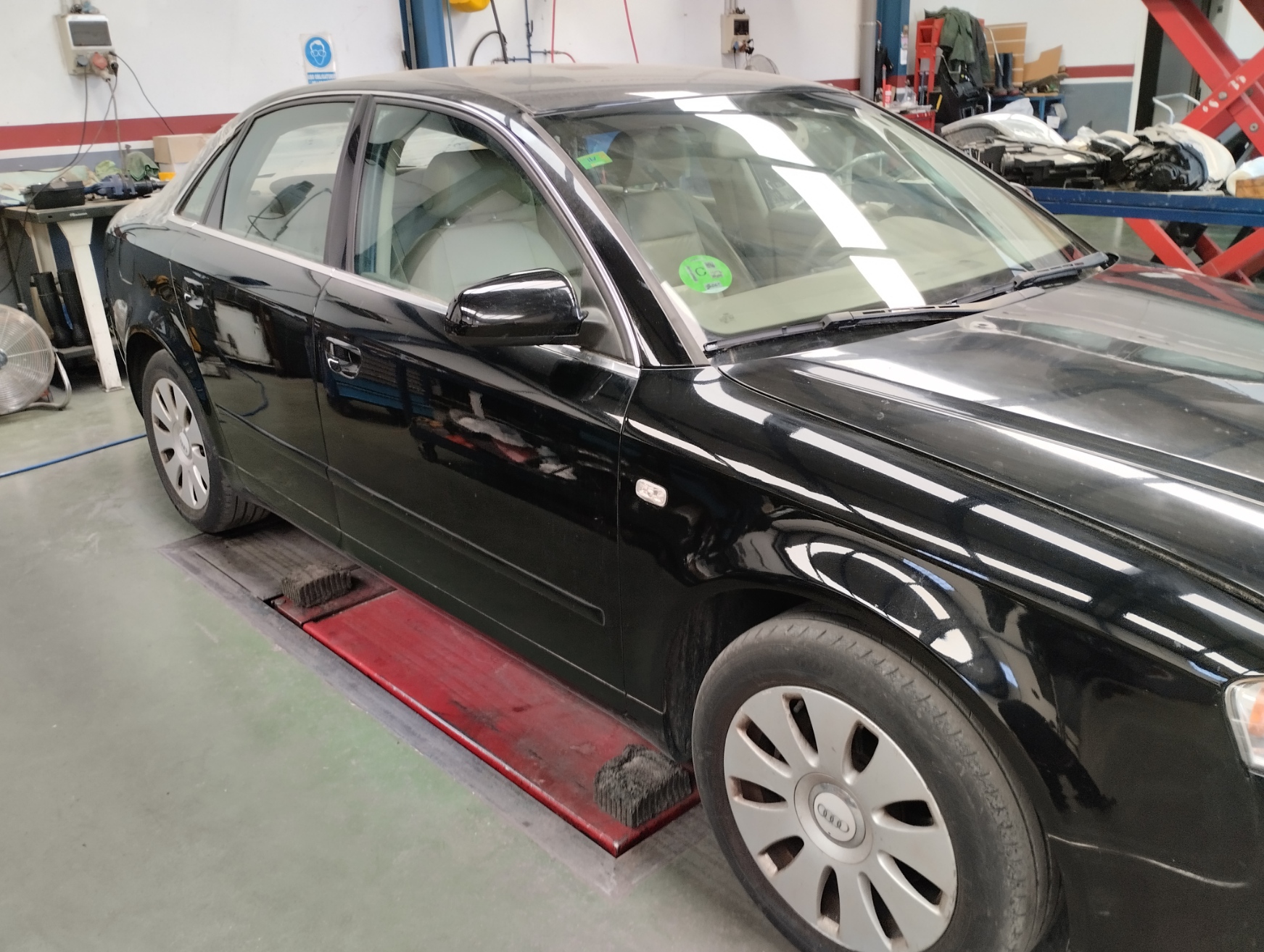 06B 133 471 A MISURATORE DI FLUSSO / 2007 / 166285 PER AUDI A4 BERLINA 8E 2.0 - Foto 5 di 8