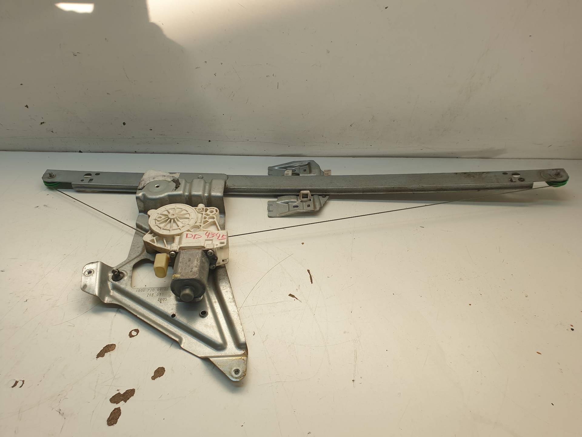 FRONT RIGHT DOOR LOCK MERCEDES-BENZ SPRINTER 3,5-t Caja/Chasis B906