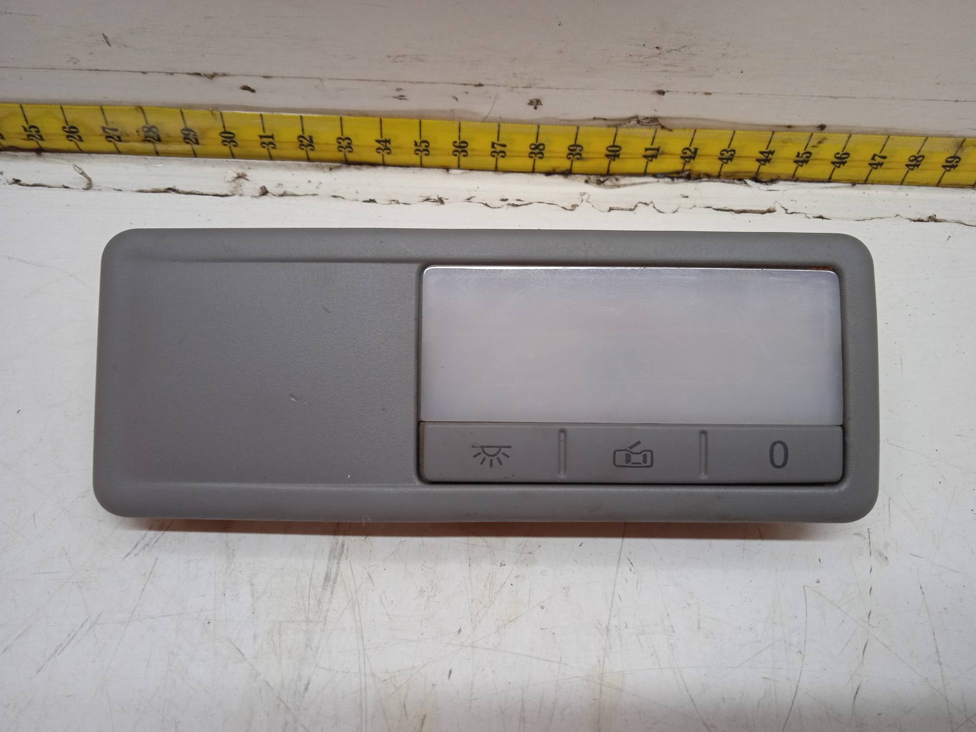 LUZ INTERIOR VOLKSWAGEN TOUAREG 7LA, 7L6, 7L7