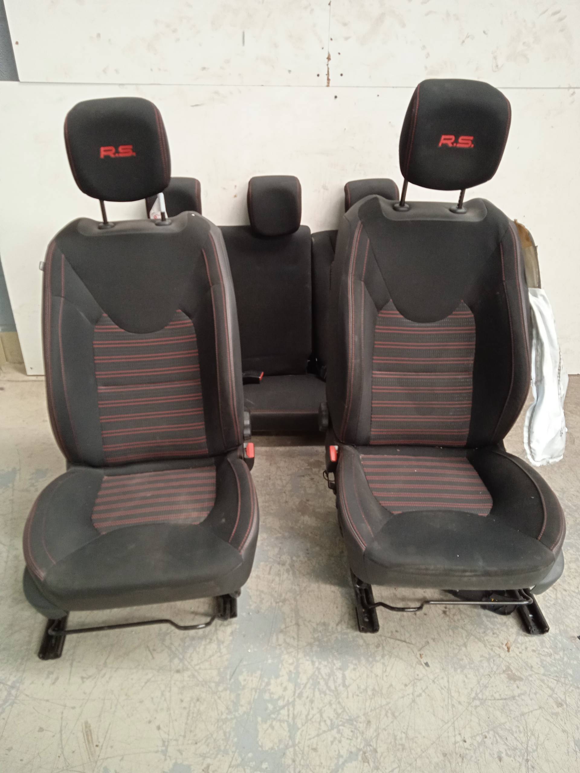 KOMPLETTES SITZSET RENAULT CLIO IV