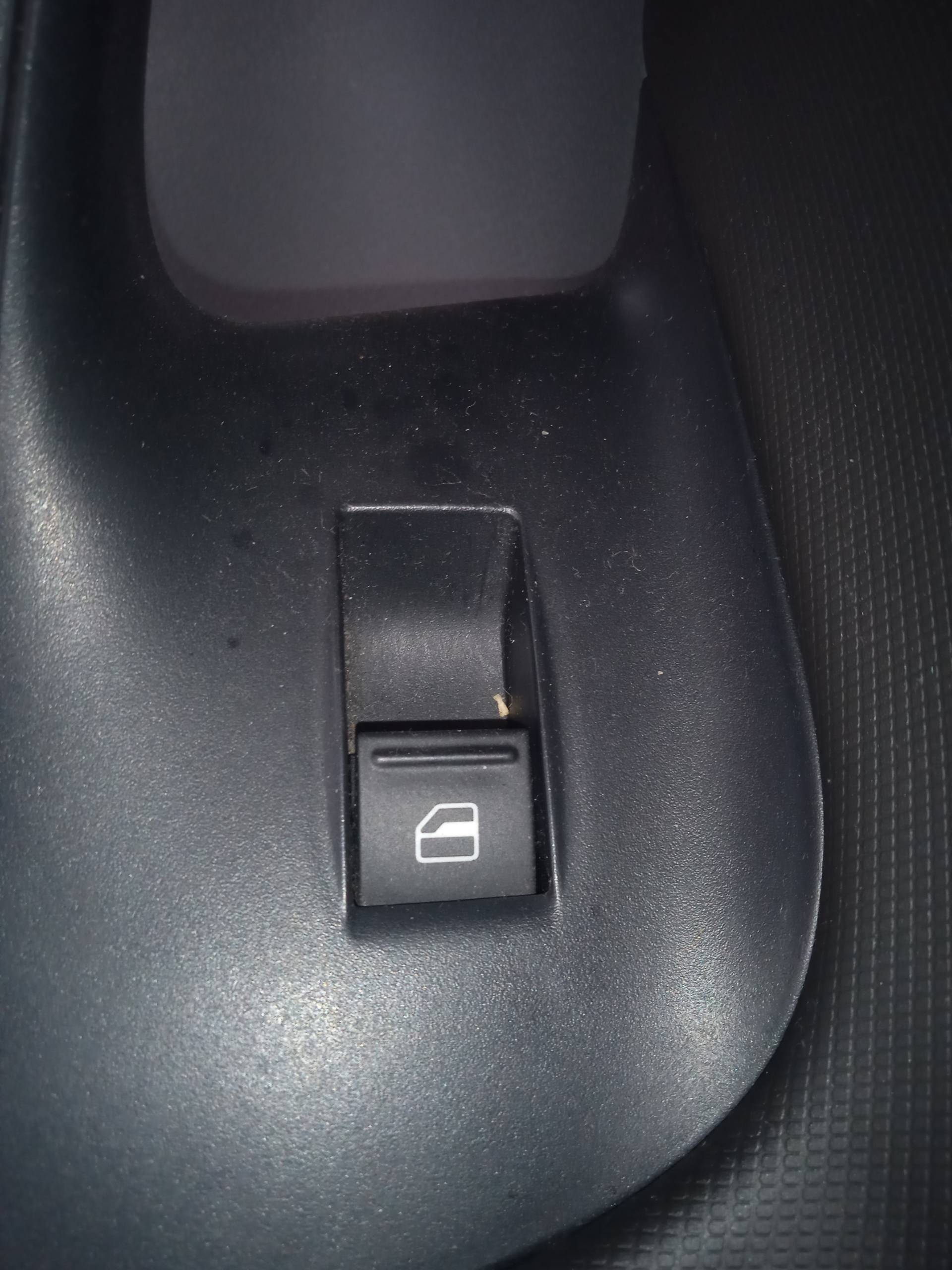 MANDO ELEVALUNAS TRASERO DERECHO SEAT IBIZA 6J5
