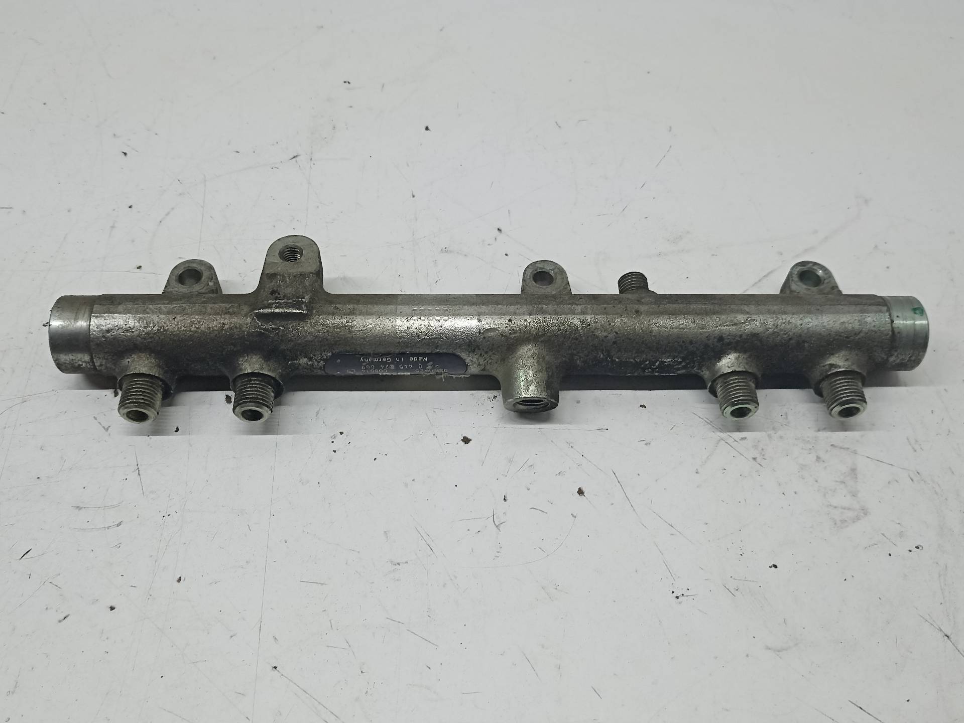 RAMPE D'INJECTEUR IVECO DAILY CAJA CERRADA 1999 =>
