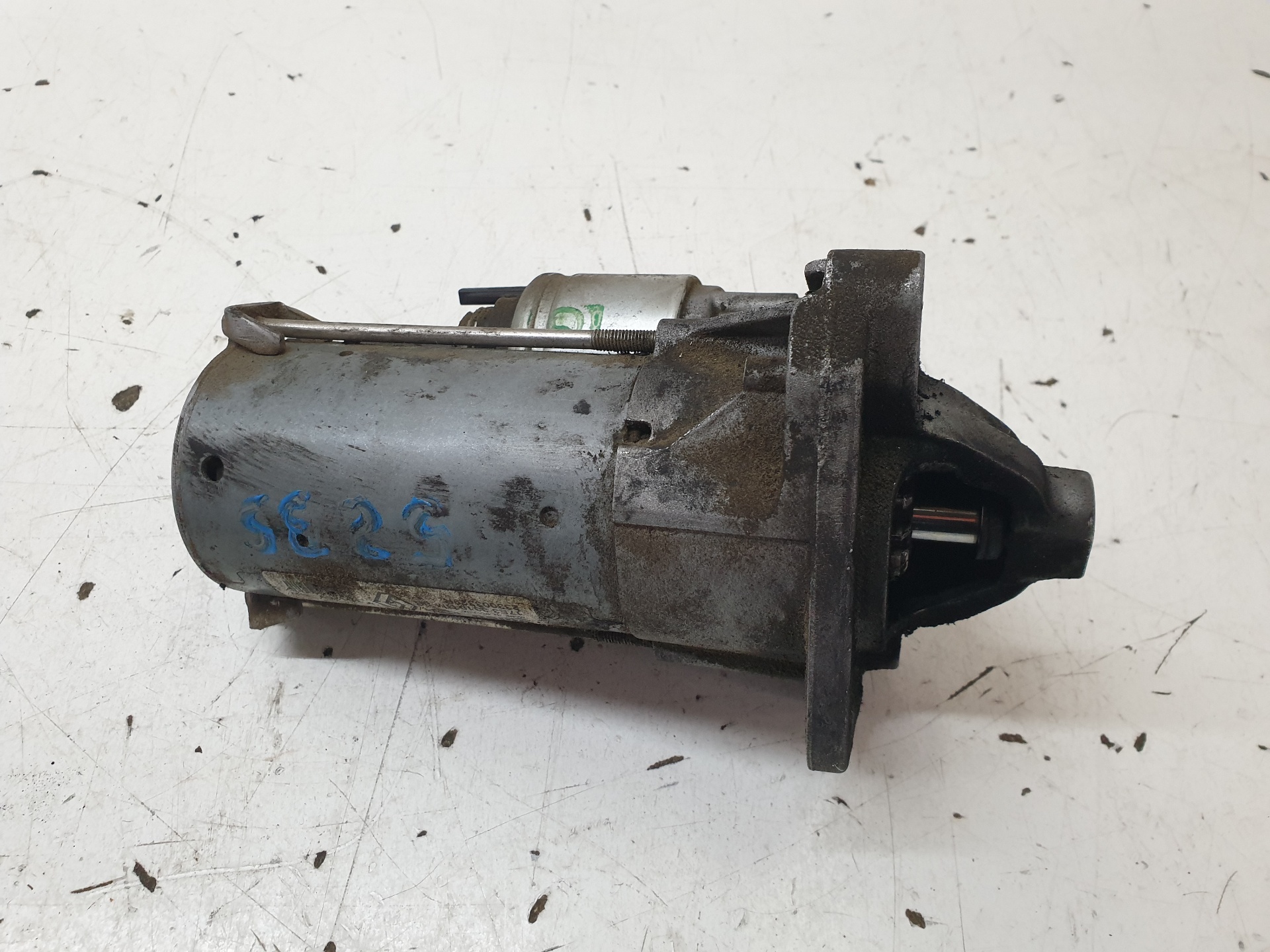 DÉMARREUR DE VOITURE DACIA DOKKER