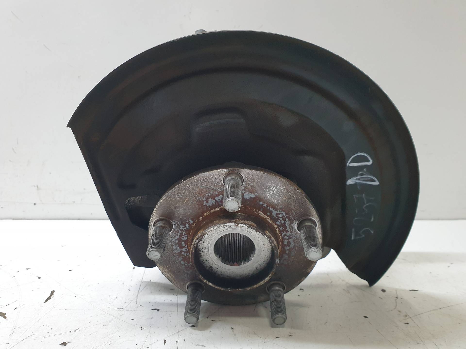 RECHTER KNÖCHEL VORNE NISSAN JUKE F15