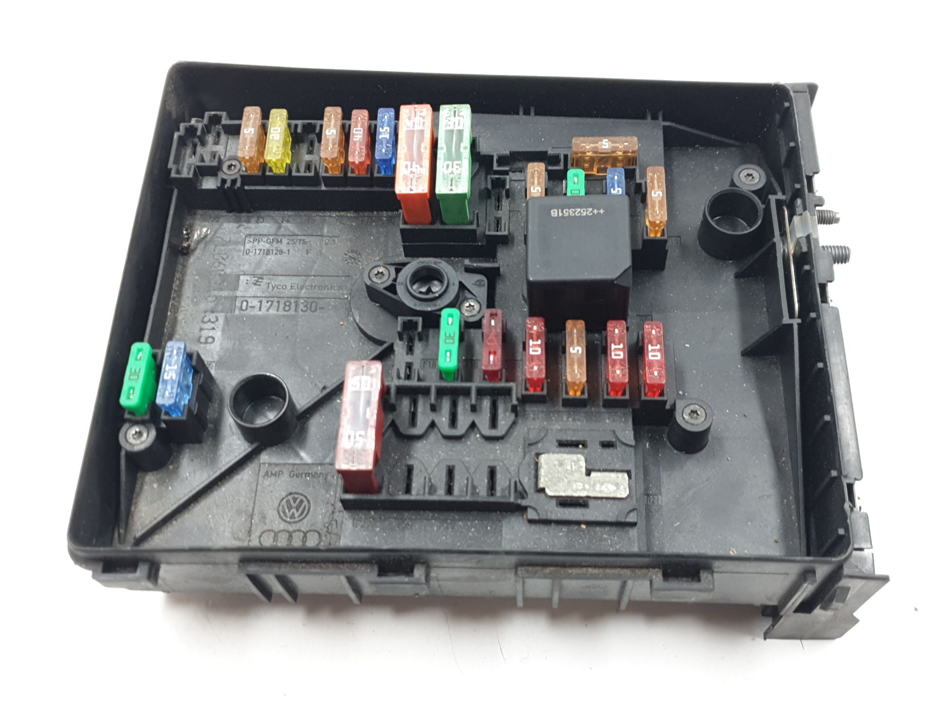 FUSE BOX UNIT VOLKSWAGEN CADDY III Furgoneta/monovolumen 2KA, 2KH, 2CA, 2CH