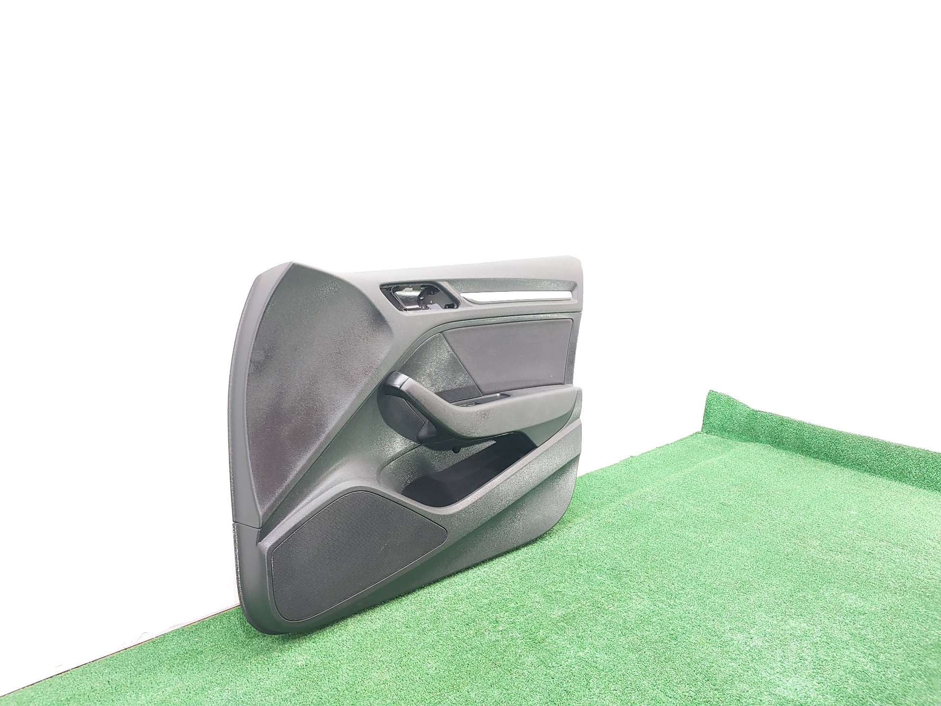 Audi Algemeen PANEL DE PUERTA DELANTERA DERECHA 8V3867106